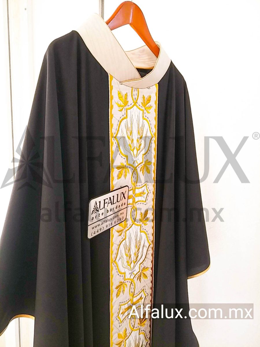 18 CORPUS Negro  BROCADO Central 343